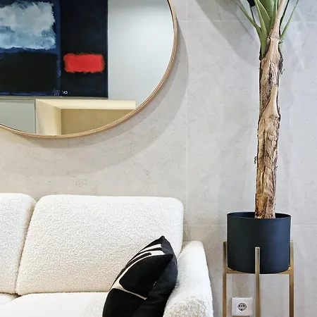 Appartamento Chic In Downtown Baixa, Historic Center *